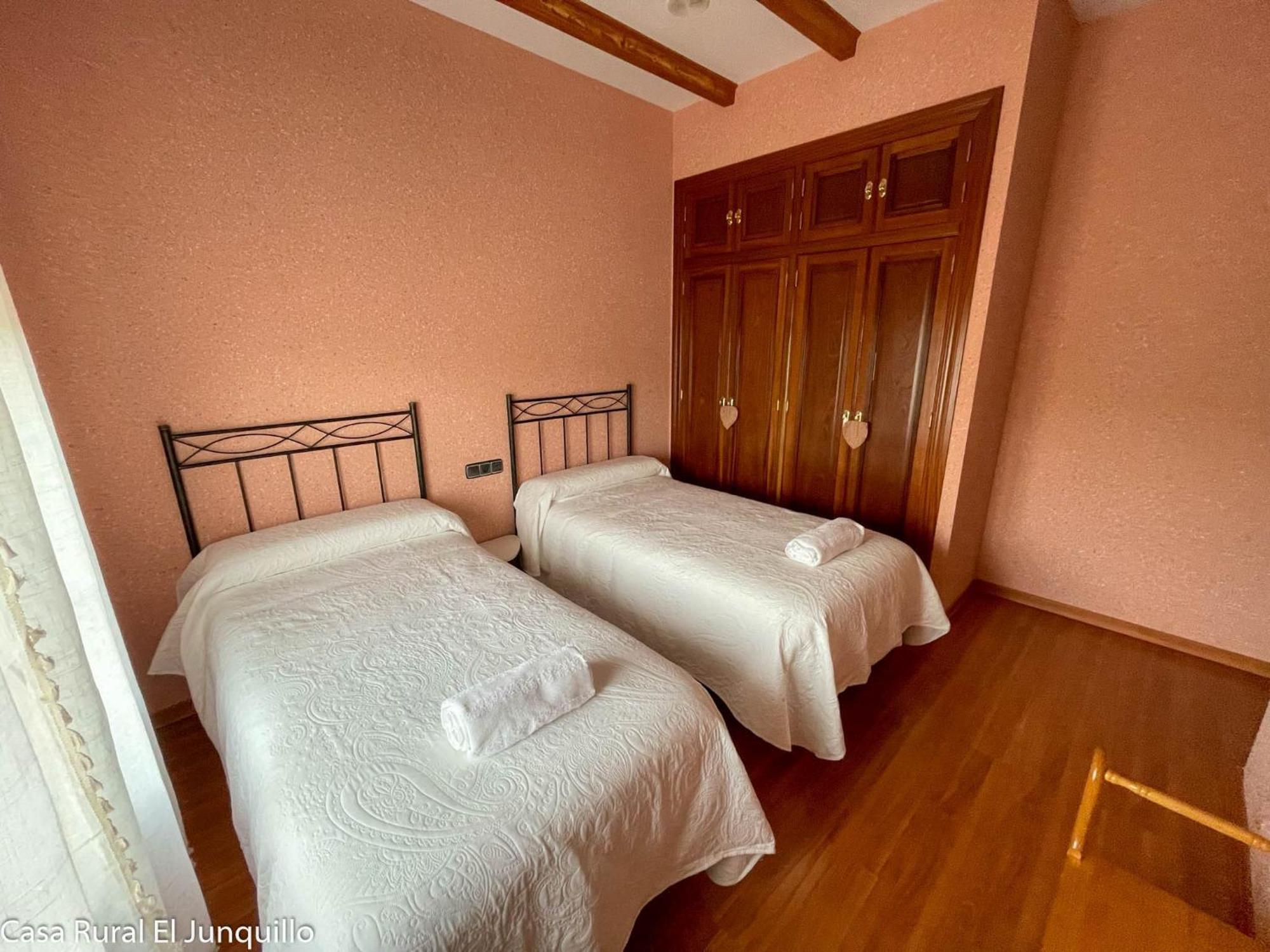 Casa Rural El Junquillo Cuevas De San Marcos Extérieur photo